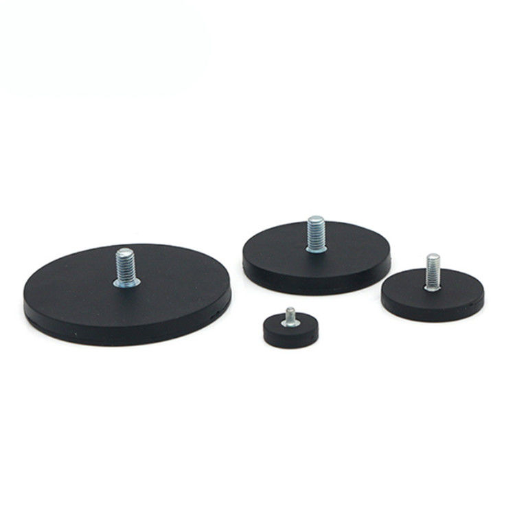 Magnéte de pot en caoutchouc revêtu de base magnétique forte multicolore pour tenir les lampes de toit de voiture